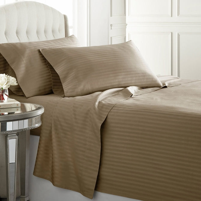 1500TC 8PC Bed in a Bag with Goose Down Comforter (Style: Stripe)