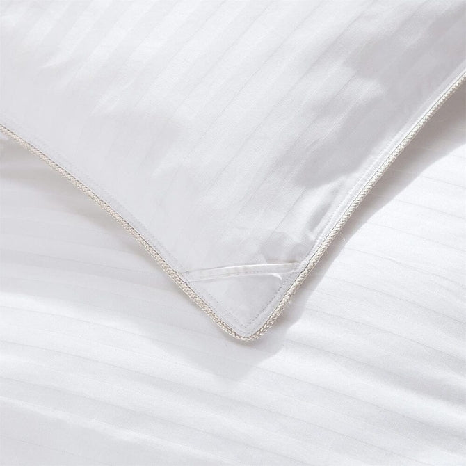 LUXURIOUS Siberian Goose Down Comforter All-Season Duvet Insert, Premium Baffle Box, 1200 Thread Count 100% Egyptian Cotton, White Damask Stripe