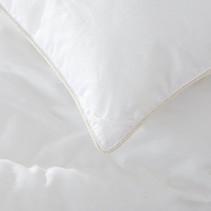 Luxurious Full/Queen Size Hard-to-FIND 80 Oz Fill Weight Goose Down Alternative Comforter, 600 Thread Count 100% Egyptian Cotton Cover, 750 Fill Power, Solid White Color